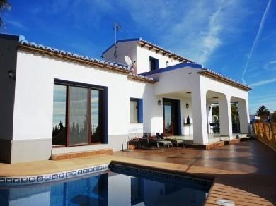 Chalet con 3 dormitorios se vende en Calpe, Costa Blanca