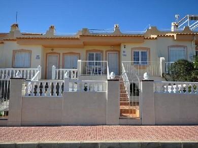 Adosado con 2 dormitorios se vende en Torrevieja, Costa Blanca