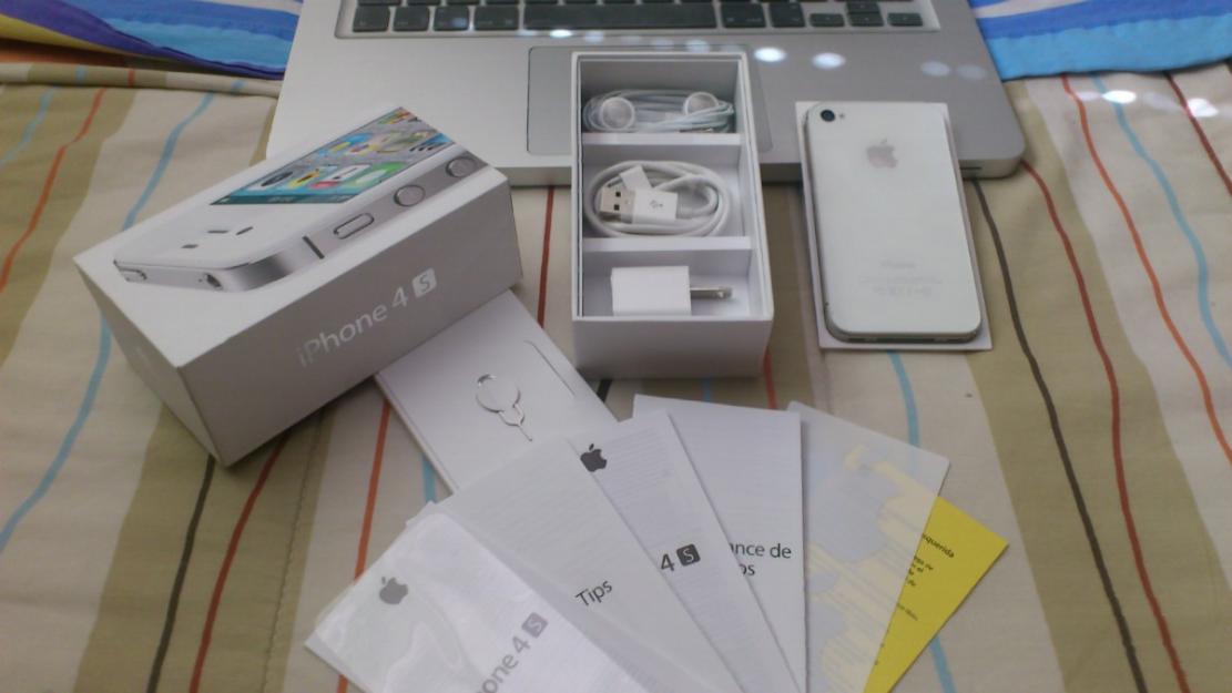 Apple Iphone 4s 32gb. Blanco. Nuevo