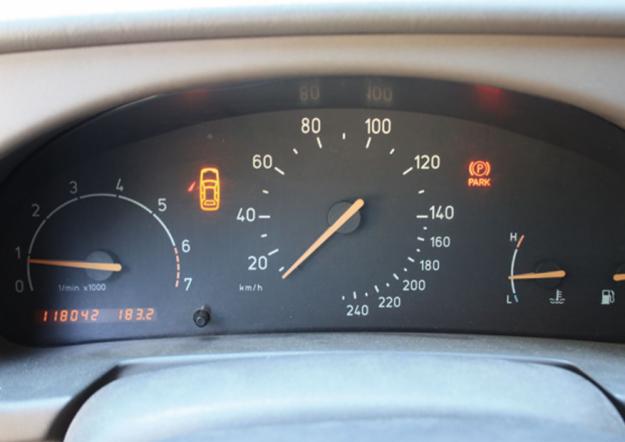 SAAB 9-3 2.0 COUPE ANO 2000 118000KM IMPECABLE