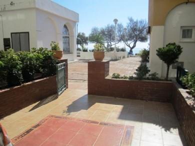 Apartamento con 2 dormitorios se vende en Fuengirola, Costa del Sol