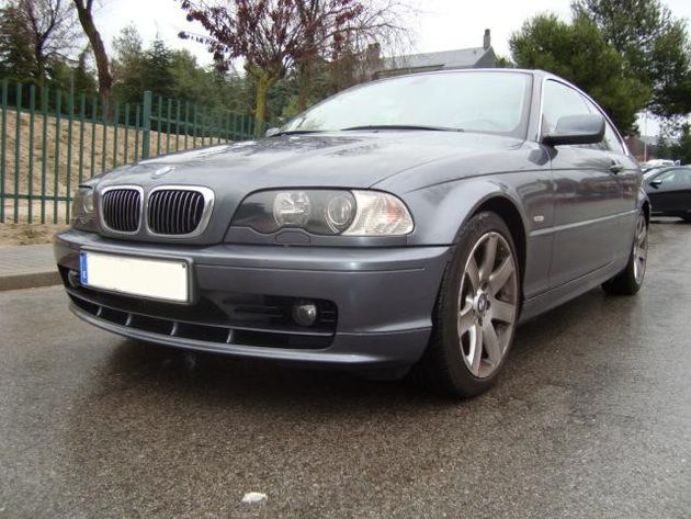 BMW 320i