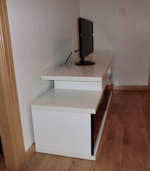 Conjunto de mueble de TV + armario de pared