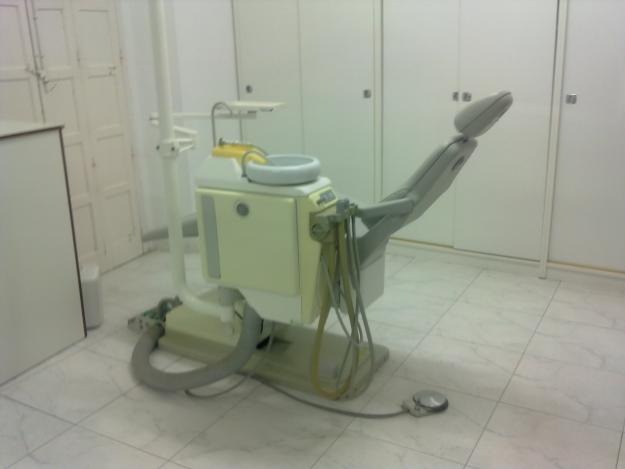 VENDO SILLON DENTAL MARCA FEDESA, PERFECTO ESTADO Y FUNCIONAMIENTO