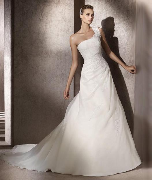 VENDO VESTIDO DE NOVIAS COLECCION PRONOVIAS 2012