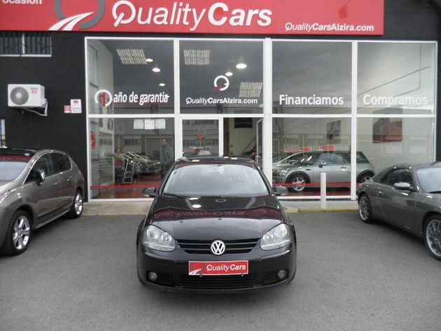 VOLKSWAGEN Golf 1.9TDI Trendline 105
