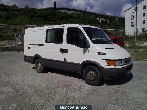 Iveco IVECO DAILY 35S12 MIXTA furgon mixto 6 plazas \'04