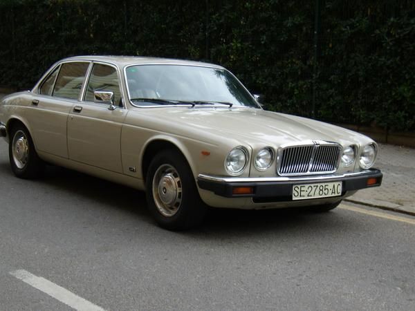 SE VENDE JAGUAR  SOVEREING  4 2