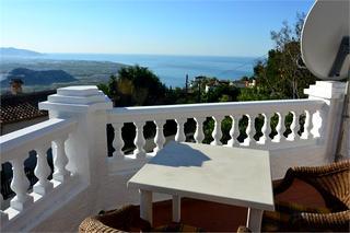 2b  , 1ba   in Salobrena,  Granada   - 335000  EUR