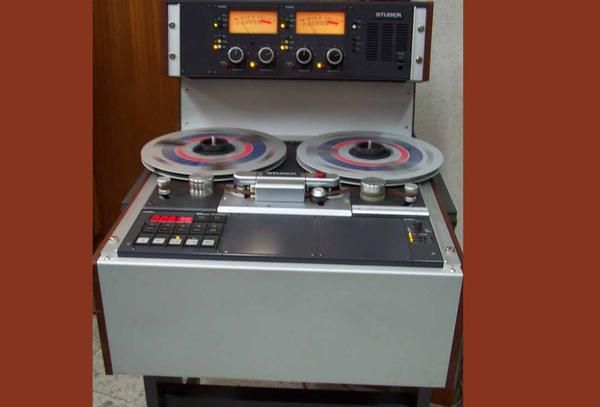 STUDER MAGNETOFONO. - STUDER A810.