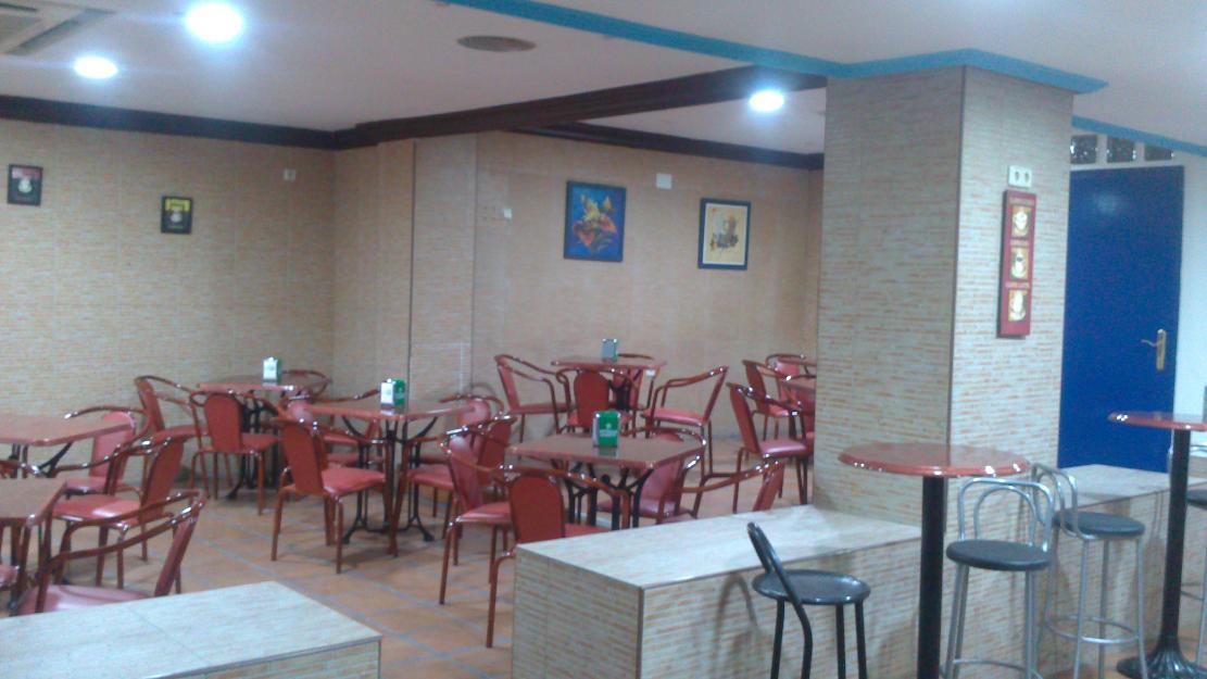 Alquilo cafeteria en molina de segura