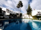 Adosado con 3 dormitorios se vende en Estepona, Costa del Sol - mejor precio | unprecio.es