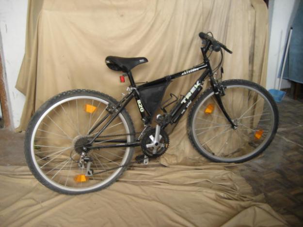 Bicicleta TREK 820