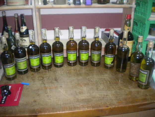 COMPRO TODO TIPO DE BOTELLAS ANTIGUAS BRANDY COÑAC  ANIS CHARTREUSE VINO LICOR