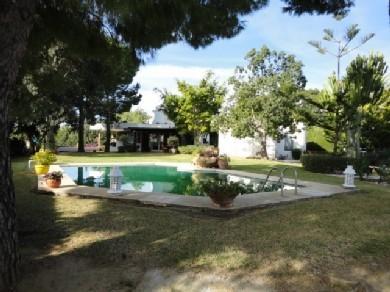 Chalet con 5 dormitorios se vende en Mijas Costa, Costa del Sol