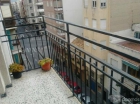 SE ALQUILA PISO LIBRE 120 M2,TODO EXTERIOR, 4 HABITACIONES AMPLIAS, COCINA EQUIPADA, GALERIA-LAVADERO  TOTALMENTE CERRAD - mejor precio | unprecio.es