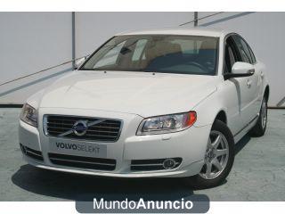Volvo S80 2.4D MOMENTUM
