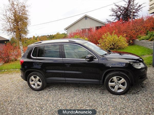 Volkswagen  Tiguan  2.0 tdi 140 sport