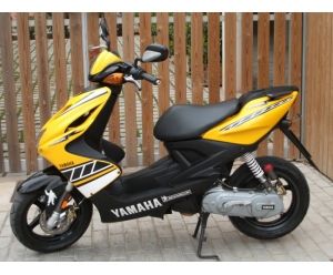 YAMAHA AEROX 50