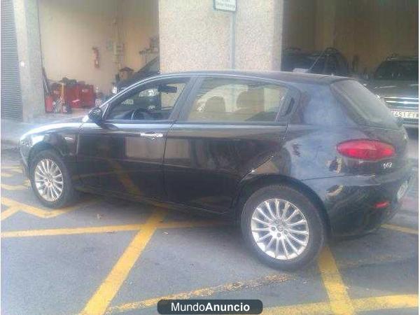 Alfa Romeo Romeo 147  1.9JTD Selective 120