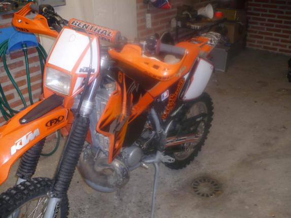 KTM 200 cc.