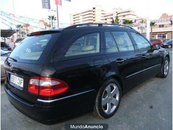Mercedes-Benz E 320 Elegance Familiar LIBRO D
