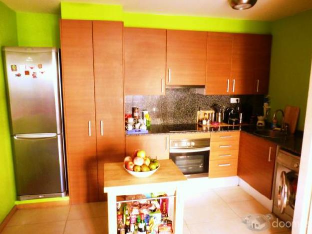 sabadell llogo pis 1hab, 50m+18pati+5galeria+PK, parket, seminou, particular