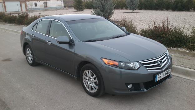 Se venda honad accord 3 años de garantia honda