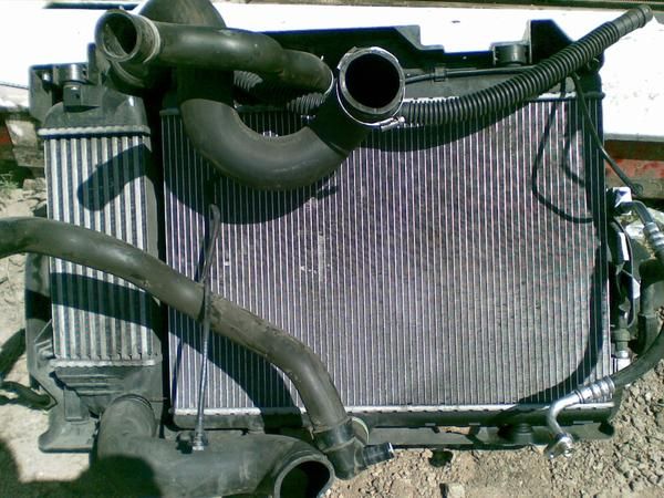Frente delantero de Peugeot 407 del año 2007