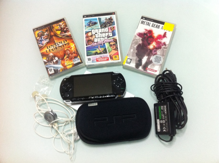 Psp 1004+ 3 juegos+ accesorios