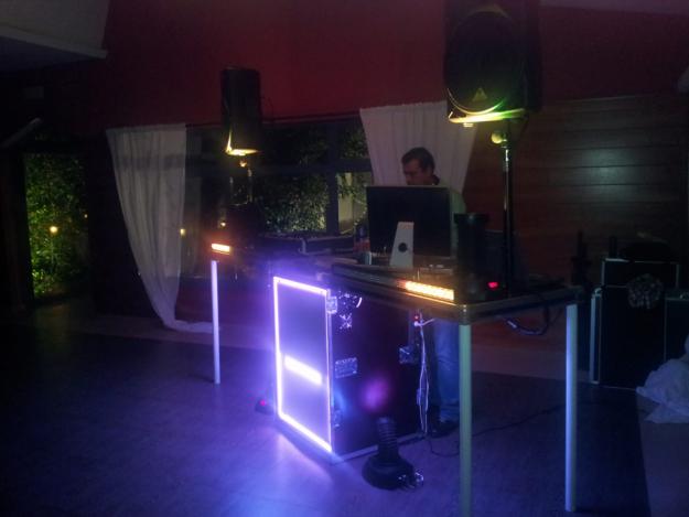 DJ para bodas y eventos con discoteca movil