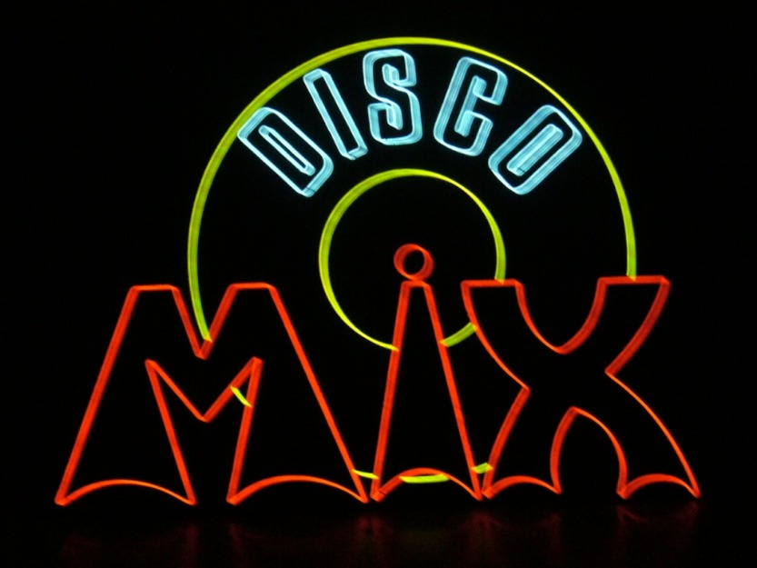 Ref 1010 -logotipo empresa discoteca MIXDISCO