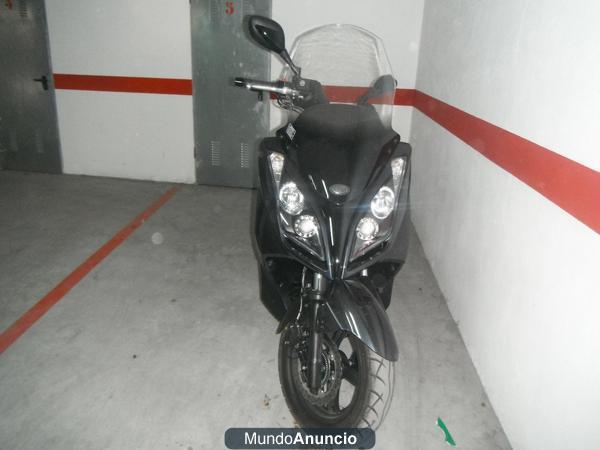 Se vende moto Kymco Super Dink 125 muy buen estado