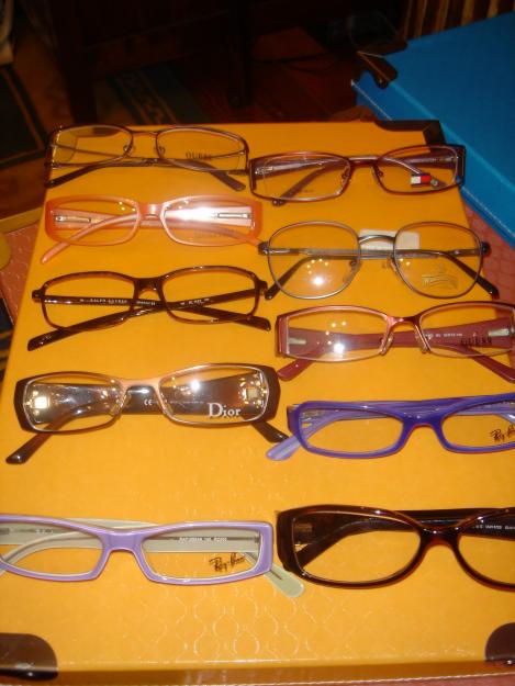 VENDO LOTE DE 1400 UNIDADES DE MONTURAS DE GAFAS DE OPTICA DE FIRMAS