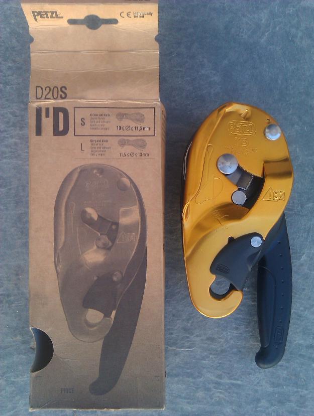 Descendedor / Asegurador PETZL I´D D20S