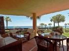 Apartamento con 3 dormitorios se vende en Estepona, Costa del Sol - mejor precio | unprecio.es
