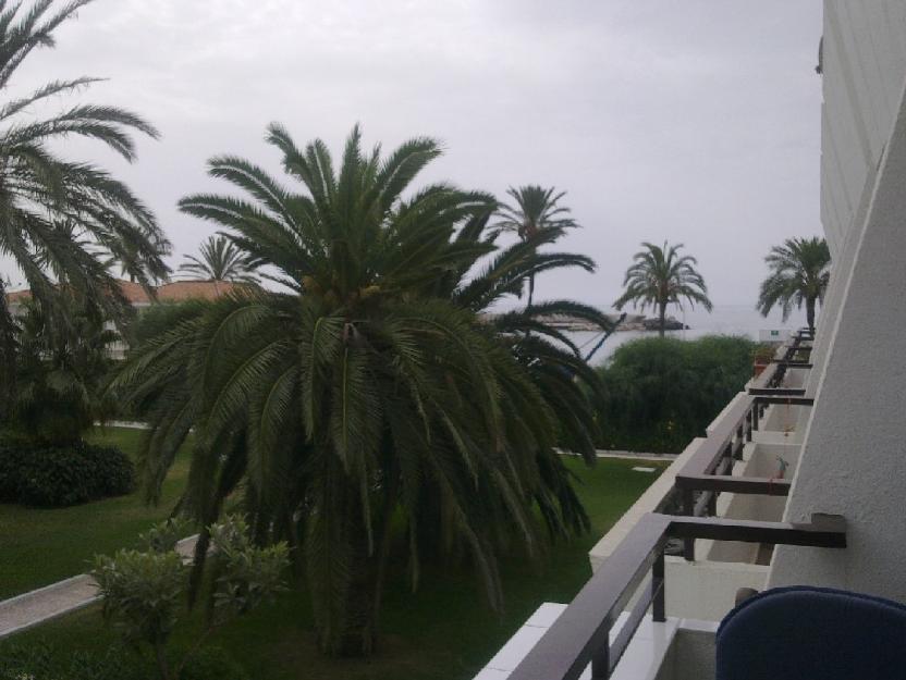 Ref.: v138 se vende apartamento en caleta de velez
