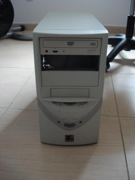 ORDENADOR CPU PENTIUM 4