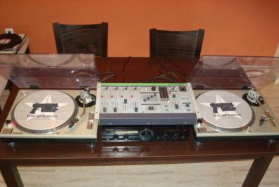 Platos Dj Technics quartz+mesa de mezcla+amplificado