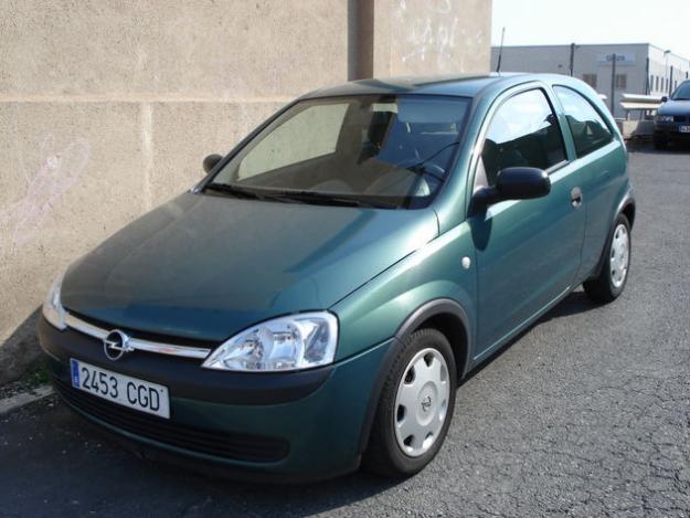 SE VENDE OPEL CORSA CLUB 1.2 3P (2003) 31.000 KM.  
IMPECABLE.