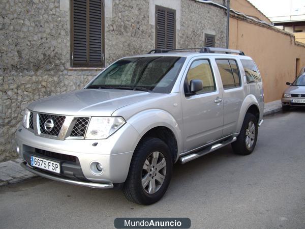 VENDO NISSAN PATHFINDER 4X4 AUTOMATICO