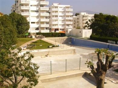 Apartamento con 3 dormitorios se vende en Estepona, Costa del Sol