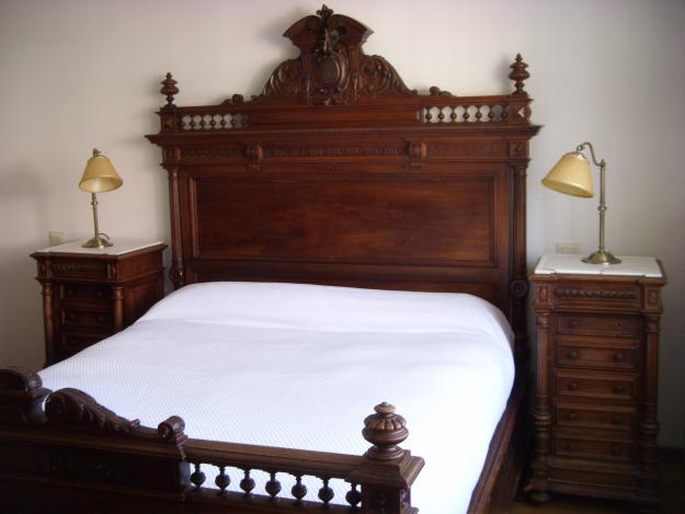 Dormitorio de caoba. Siglo XIX