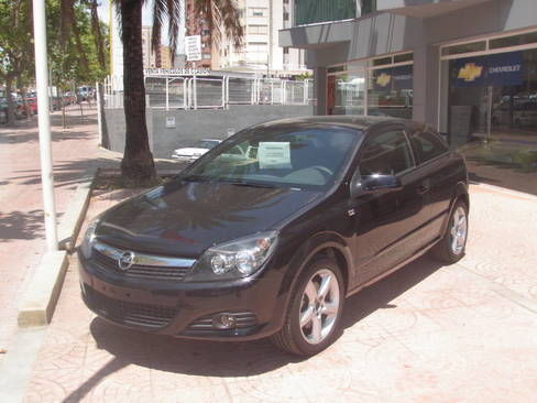 Opel Astra GTC 1.9 CDTI SPORT 120 C.V.