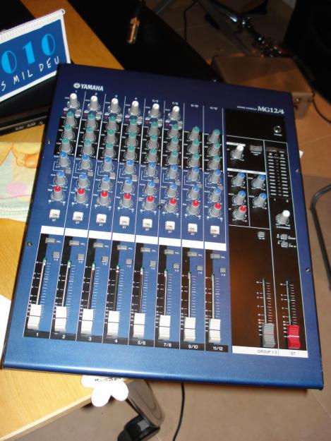 vendo yamaha mg 12/4 120€