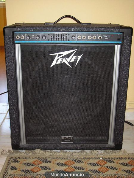 Se vende amplificador Peavey TKO 115 para bajo