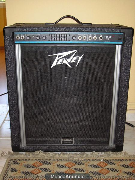 Se vende amplificador Peavey TKO 115 para bajo