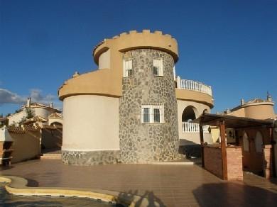 Chalet con 4 dormitorios se vende en Ciudad Quesada, Costa Blanca