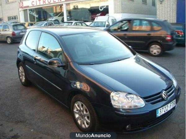 Volkswagen Golf 2.0TDI Highline DSG 12 Meses
