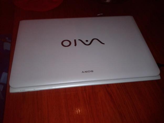 Ordenador portatl vaio